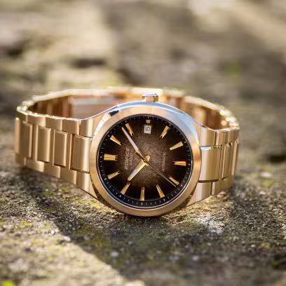 Casio EDIFICE EFK-200DG-5AJF AUTOMATIC — Gold IP Sapphire Glass See-Through Back Mechanical