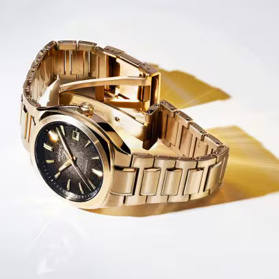 Casio EDIFICE EFK-200DG-5AJF AUTOMATIC — Gold IP Sapphire Glass See-Through Back Mechanical